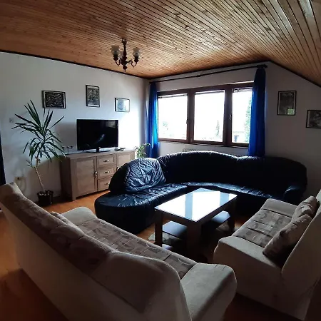 Helena's Place 아파트 페일